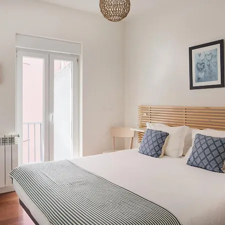 Bright 2br Terrace In Estrela * Лиссабон