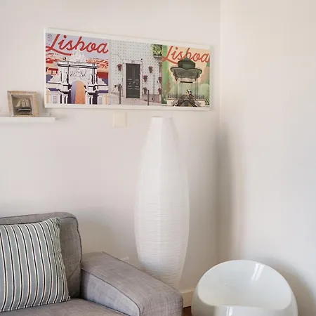 Bright 2br Terrace In Estrela Апартаменты