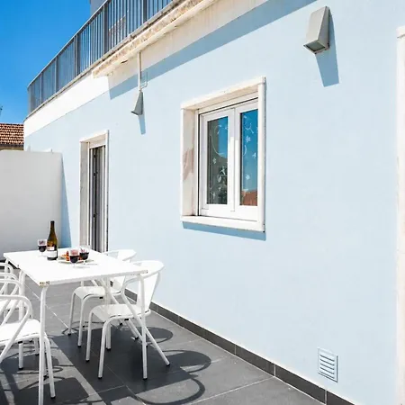 Bright 2br Terrace In Estrela Апартаменты Лиссабон